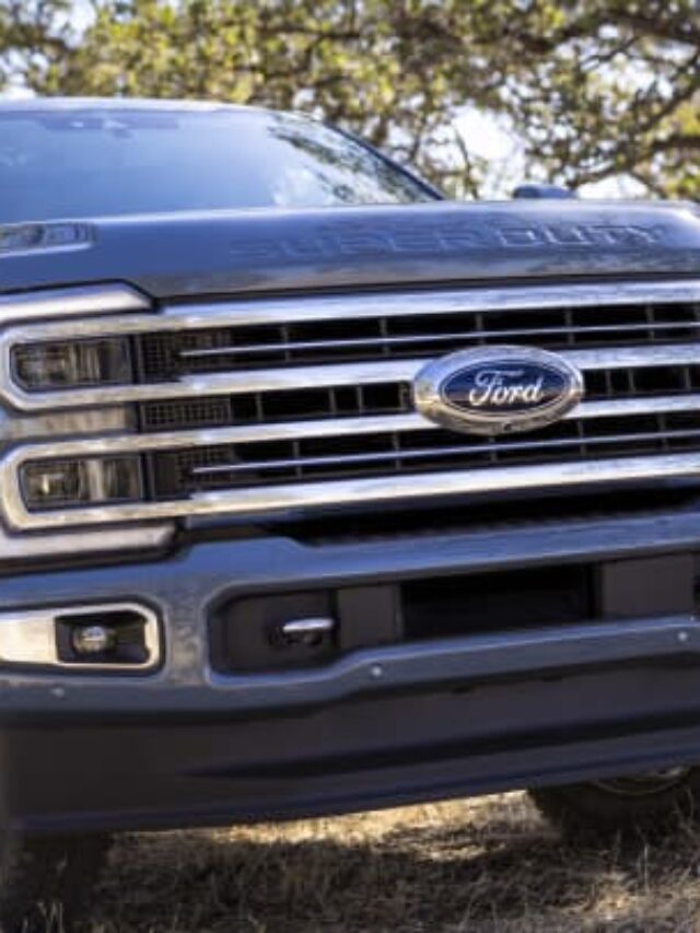 107124993-1664285078250-2023_Ford_Super_Duty_F-350_Limited_07