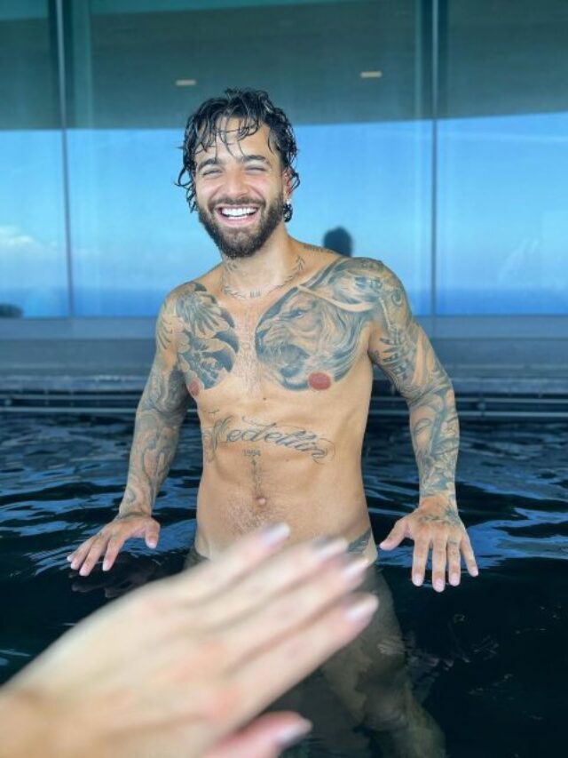 Naked Pool Photos Show Maluma’s Lean, Ripped Body